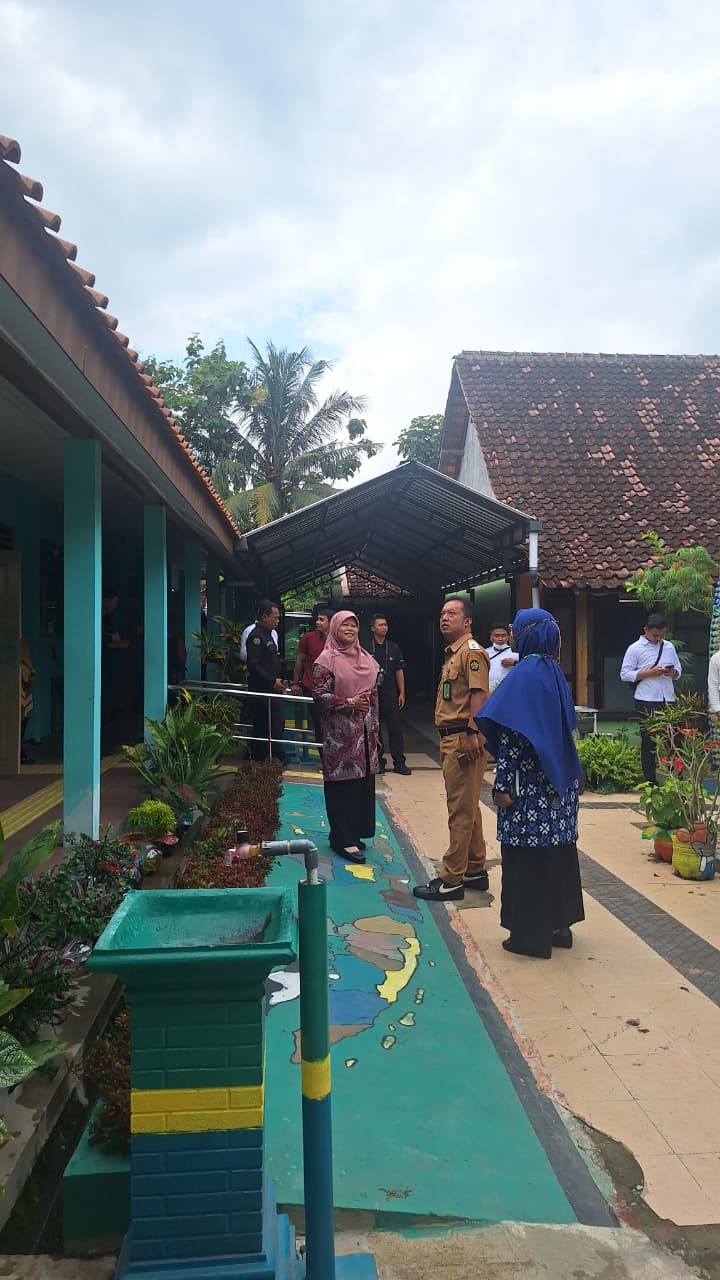 WhatsApp Image 2025-10-27 at 11.18.59 (2)